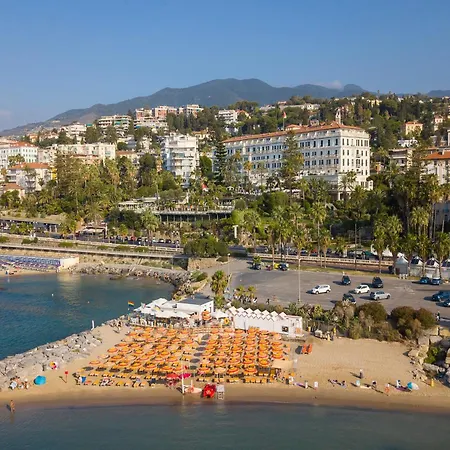 Apartment Queen Elena Centro 2br With Terrace - Happy Sanremo