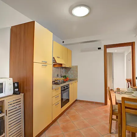 Queen Elena Centro 2br With Terrace - Happy Sanremo