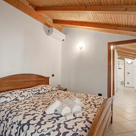Queen Elena Centro 2br With Terrace - Happy Sanremo