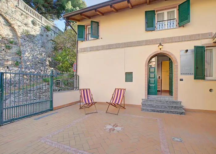 Queen Elena Centro - Happy 公寓